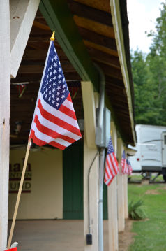 Yonah Mountain Campground Picnic Pavilion